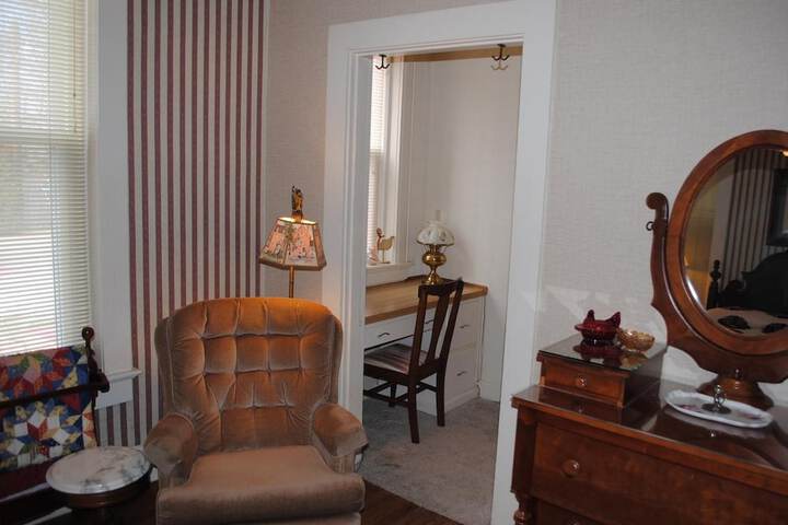 Room 48 of 64