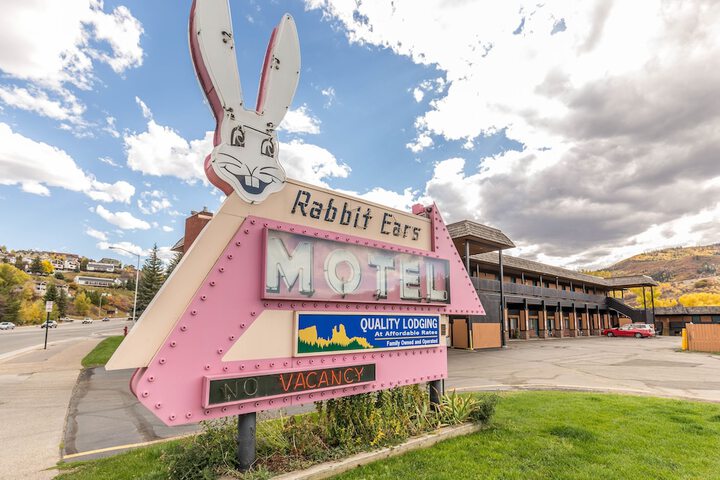 Rabbit Ears Motel