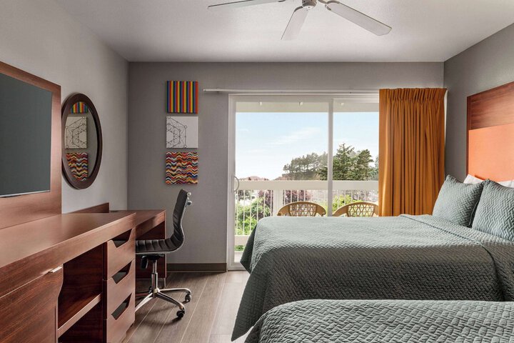 Travelodge by Wyndham Depoe Bay