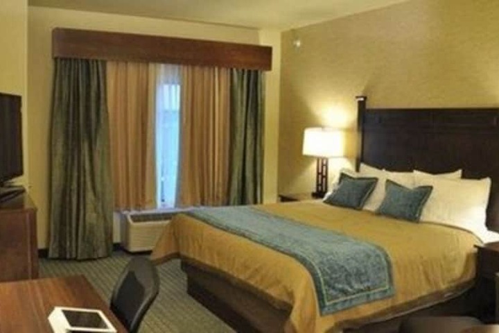 Little Missouri Inn & Suites New Town