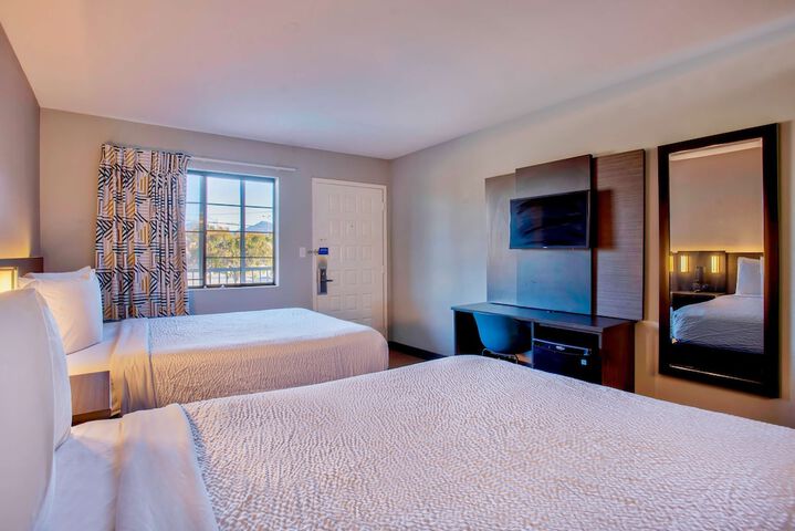 Room 52 of 64