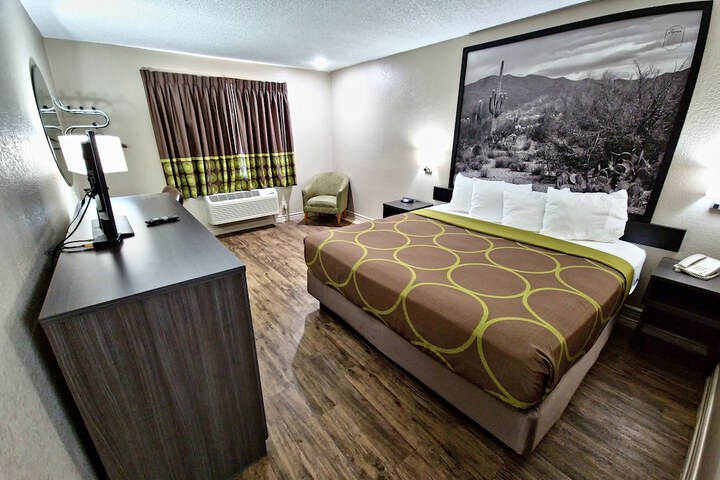 Super 8 by Wyndham Goodyear / Phoenix Area