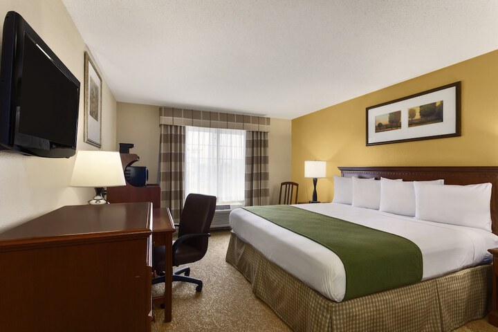Country Inn & Suites by Radisson Marion, OH