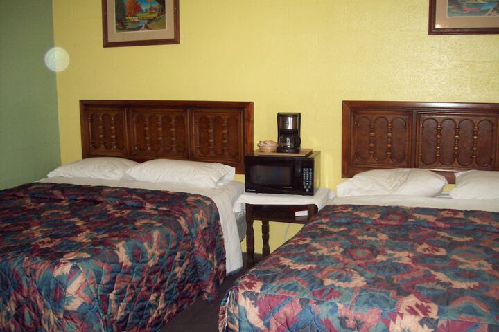 Room 19 of 40