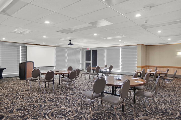 Superior Inn Hotel and Conference Centre Thunder Bay