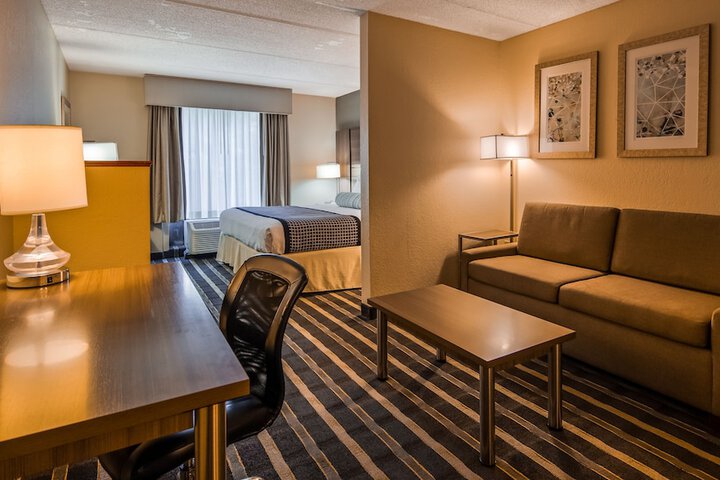 Room 37 of 43