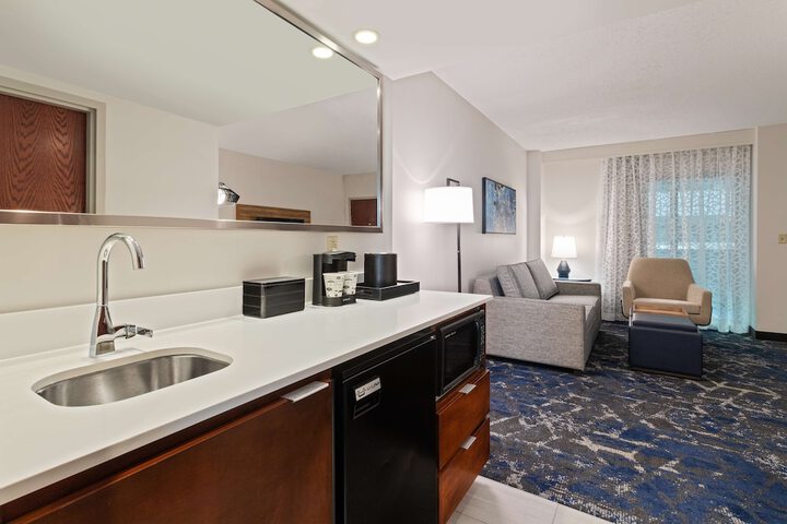 Room 30 of 46