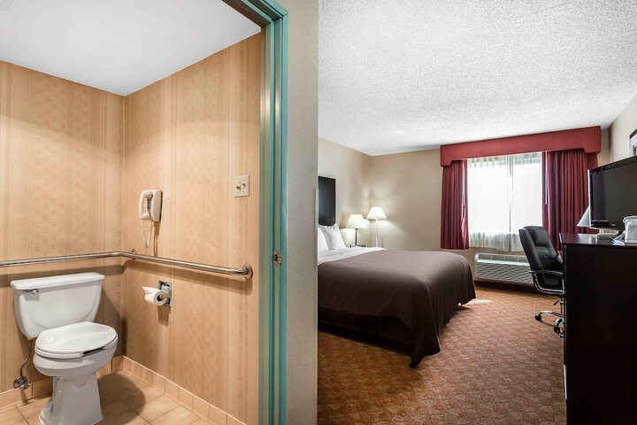 Room 14 of 26