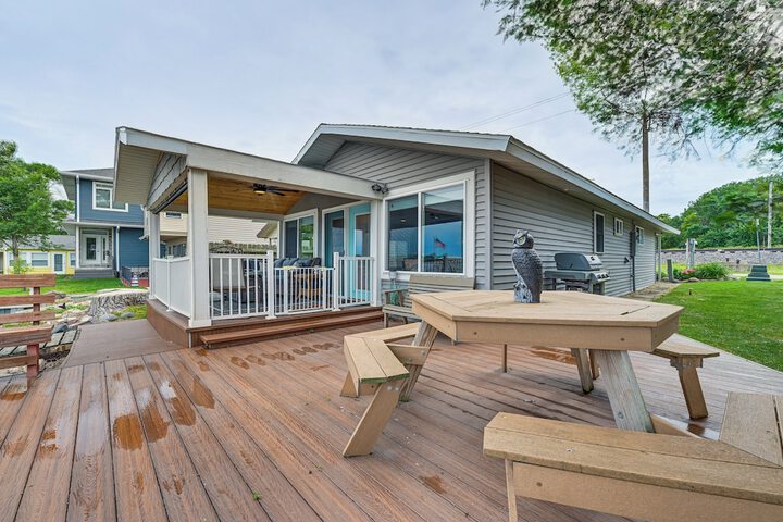 Anglers Cottage on Lake Cornelia: Pets Welcome!