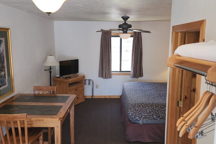Room 45 of 68