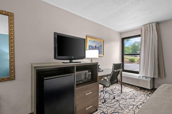 Quality Inn Fort Mill near Carowinds Blvd.