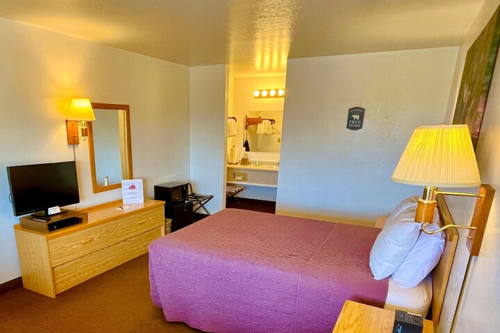 Red Bear Inn