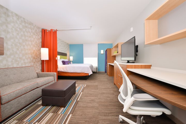 Room 22 of 40