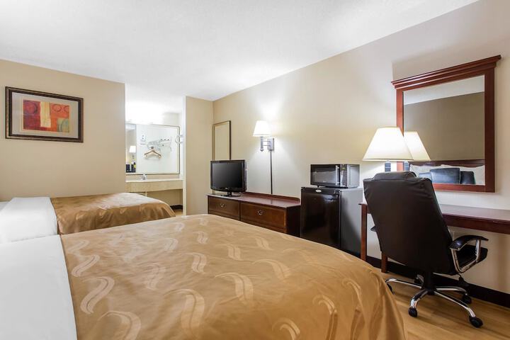 Room 44 of 48