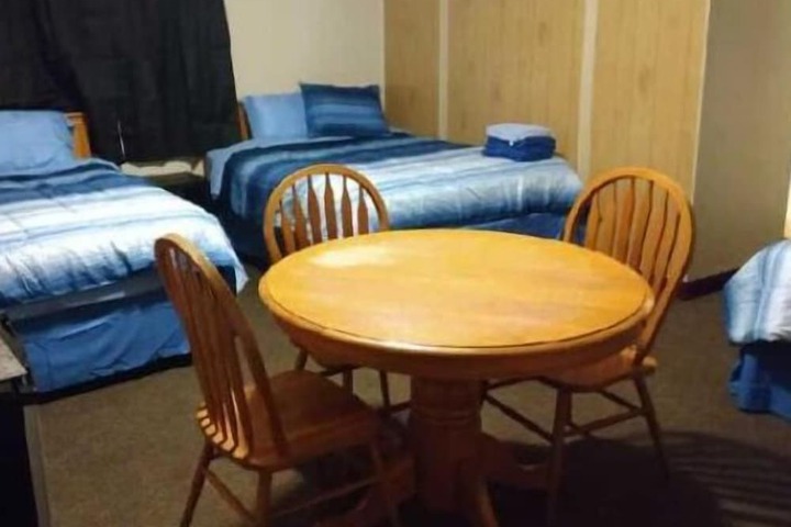 Room 16 of 19
