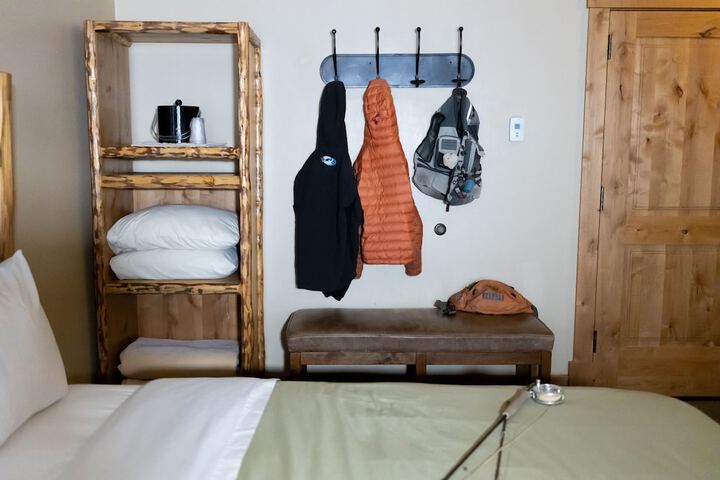 Room 12 of 32