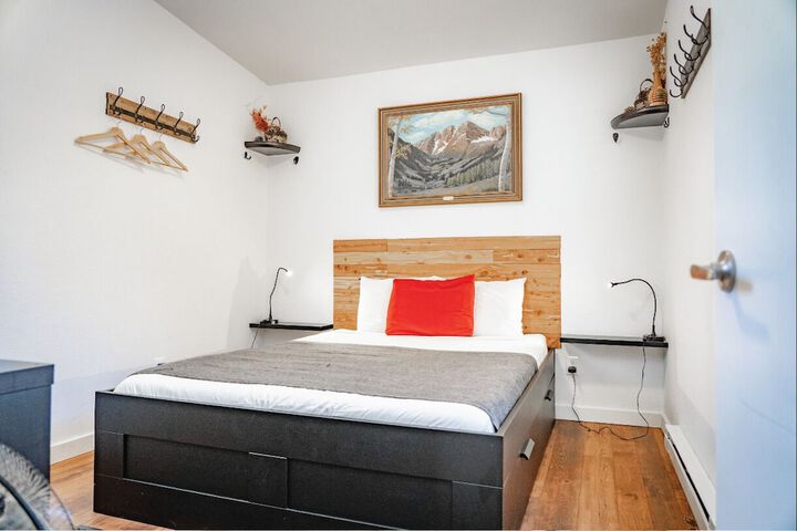 Base Camp Lodging Company