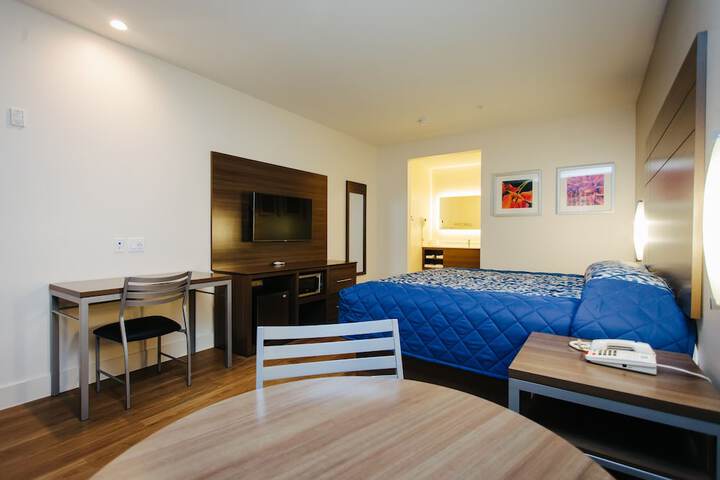 Room 16 of 24