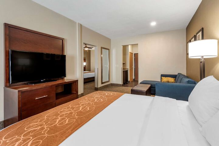 Room 17 of 47