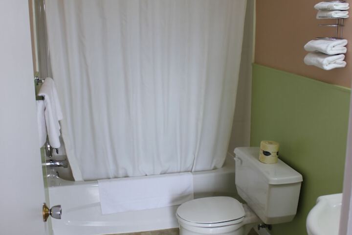 Room 26 of 35