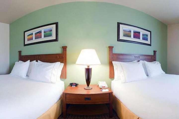 Room 11 of 21