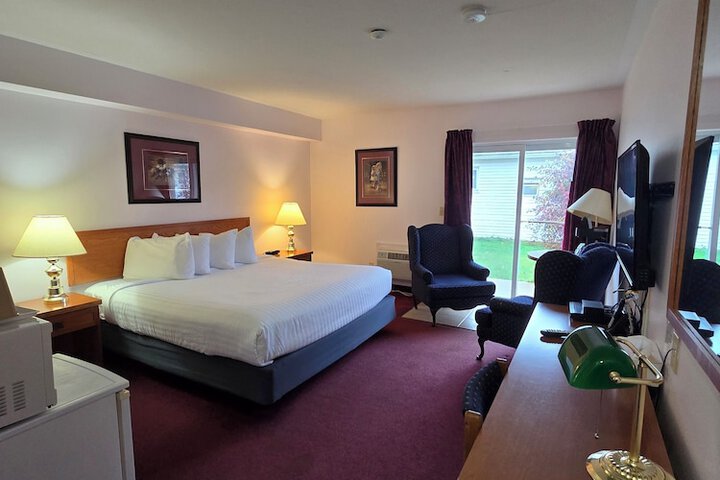 Room 34 of 84
