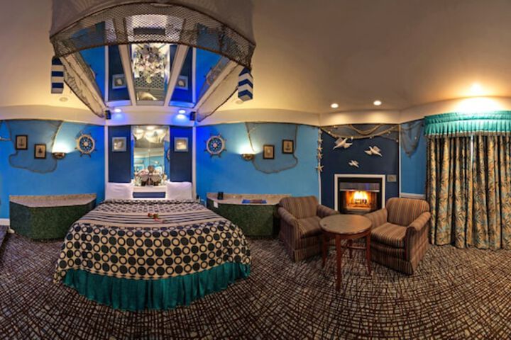 Room 11 of 72
