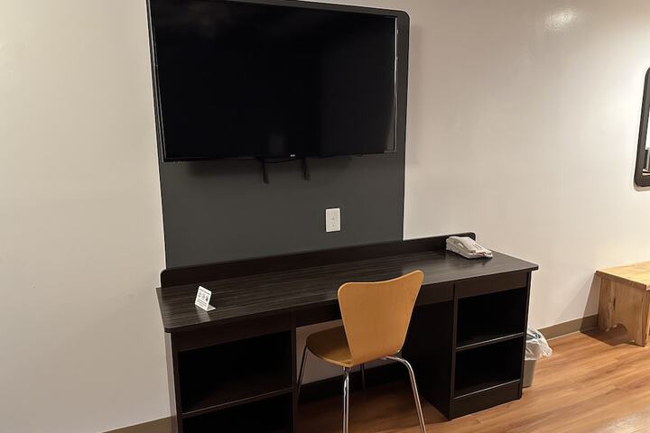 Room 16 of 21