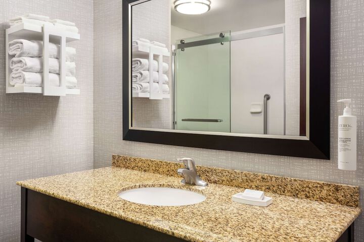 Hampton Inn & Suites York South