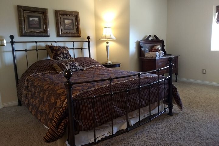 Sunshine Mountain Bed and Breakfast