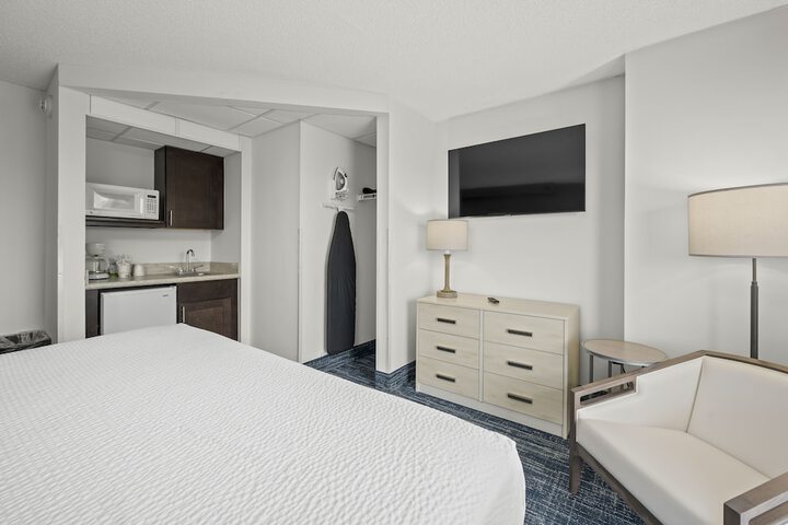 Room 18 of 64