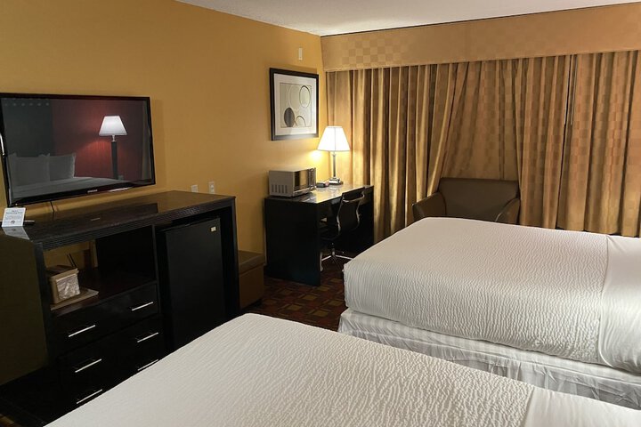 Room 11 of 29