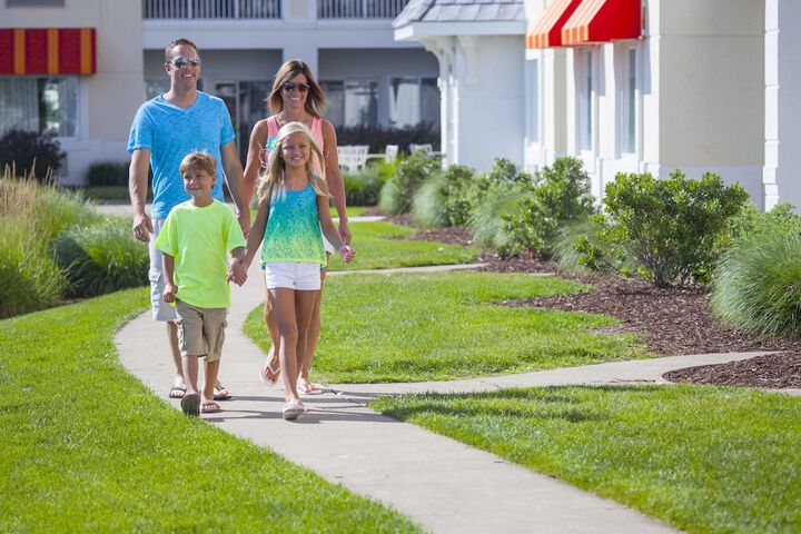 Cedar Points Hotel Breakers