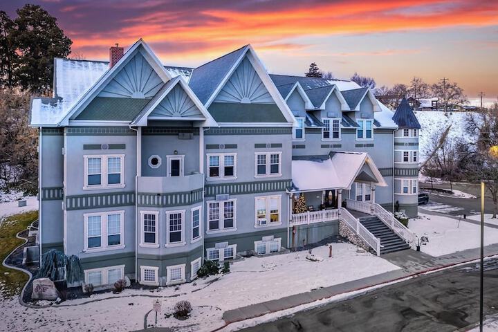 Anniversary Inn - Boise