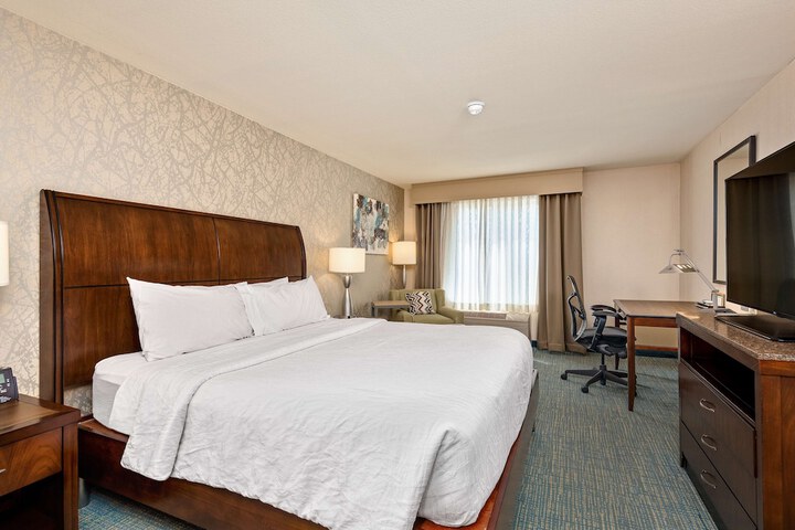 Room 14 of 28