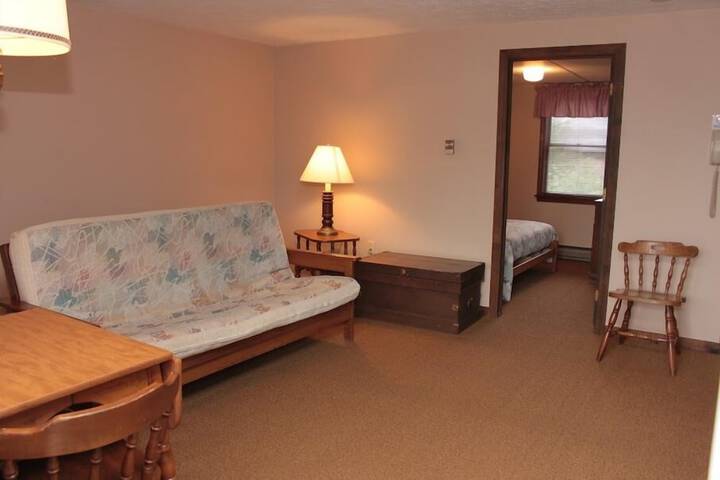 Room 33 of 51