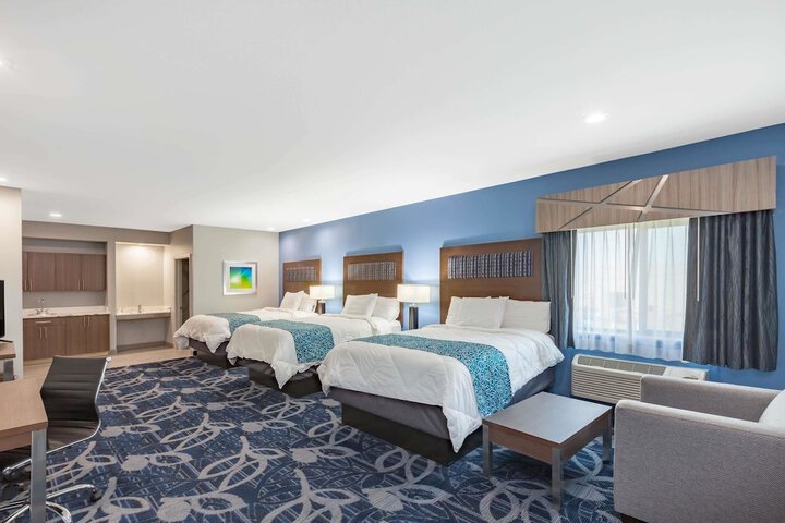 Room 21 of 27