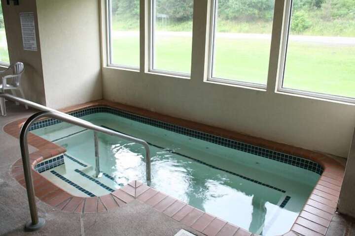 Spa 36 of 37
