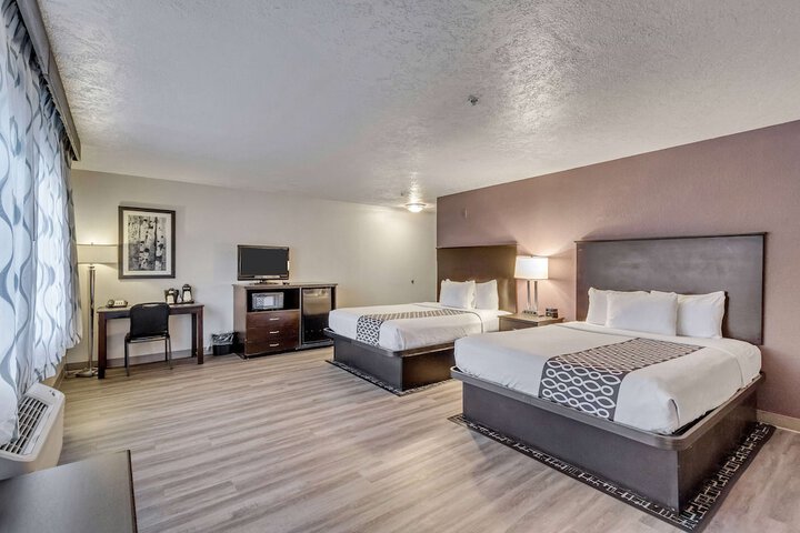Room 21 of 41