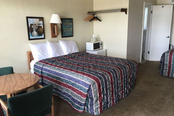 Room 38 of 46