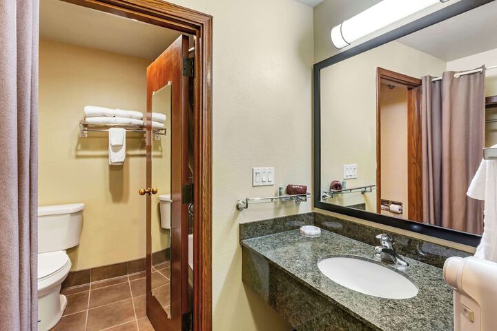 Room 18 of 36