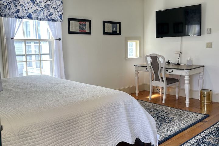 Room 65 of 115