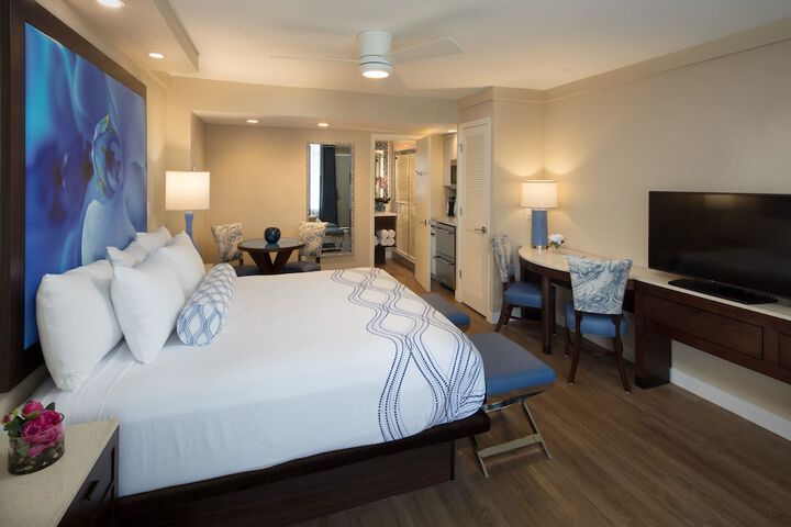 Room 34 of 60