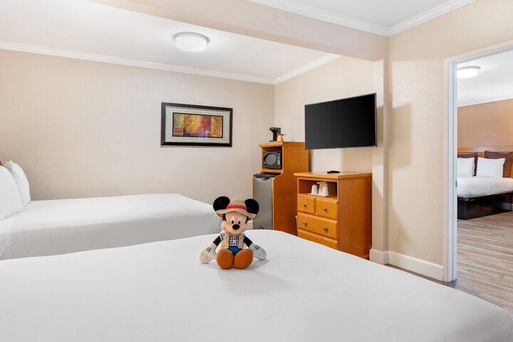 Room 12 of 15