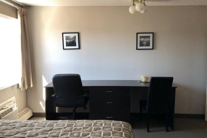 Room 16 of 19