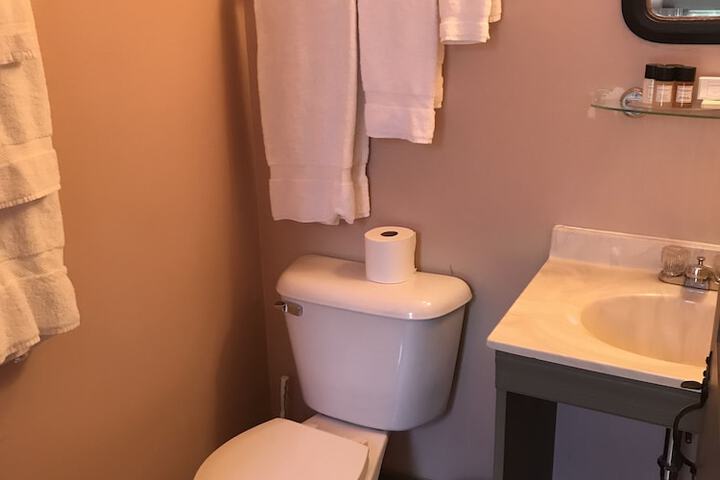 Room 15 of 80
