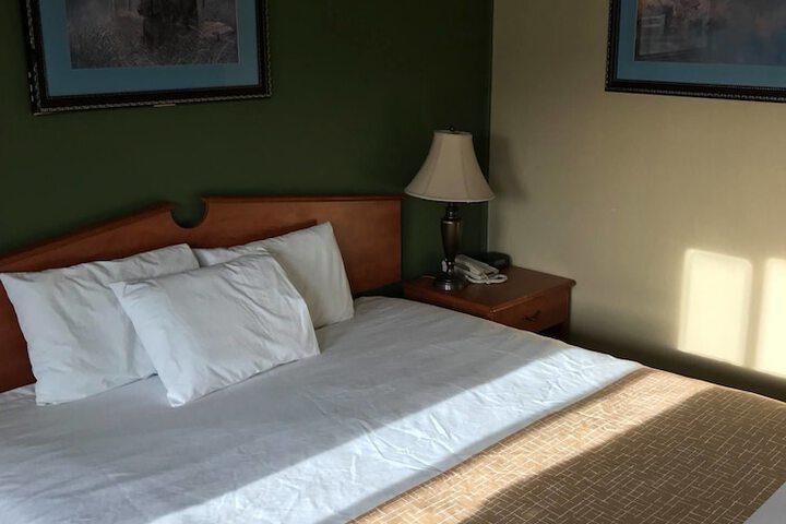Room 12 of 15