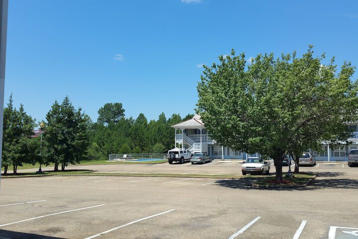 Property Grounds 46 of 46