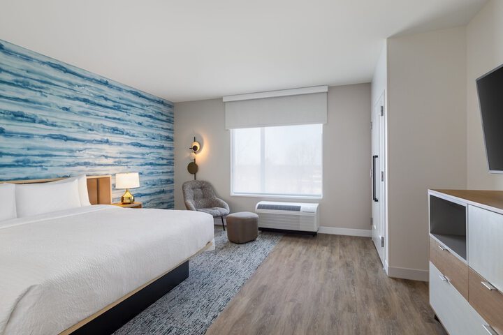 Room 21 of 40