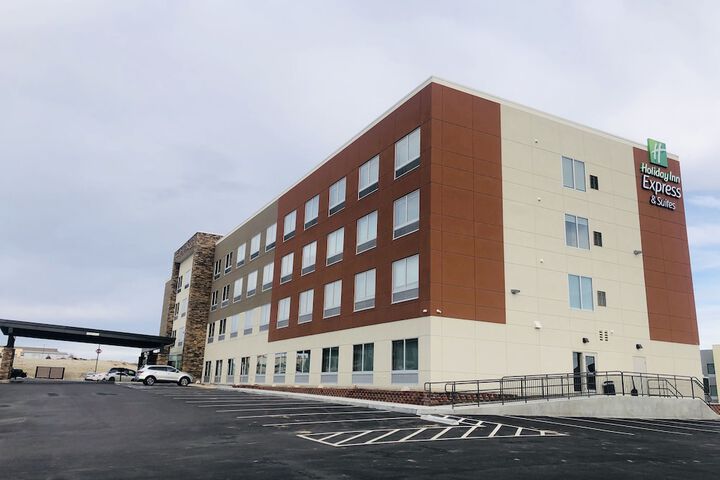 Holiday Inn Express & Suites Elko by IHG